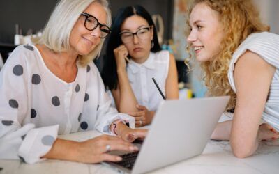Impulsa tu emprendimiento con las formaciones de REM para mujeres emprendedoras